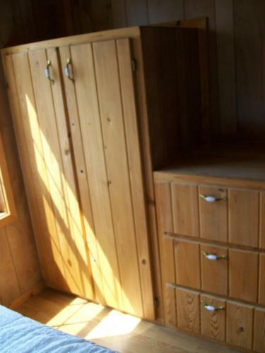 Plymouth Rock Camping Resort Deluxe Cabin 17
