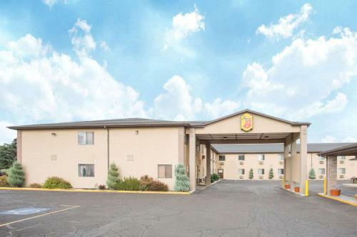 Hotel Super 8 By Wyndham Elko