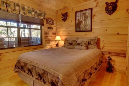 Tree Song Mountain Creek Cabin