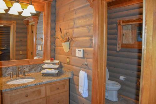 Falling Waters Mountain Lodge