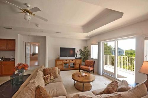 Sunrise Pointe 1-301