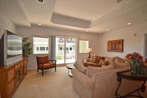 Sunrise Pointe 1-301