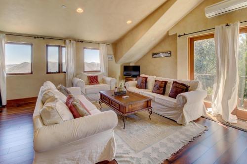 Rancho Santa Fe Lakeview Villa
