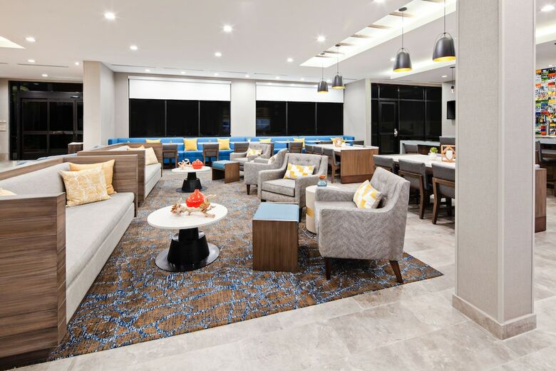 Hotel Springhill Suites By Marriott Escondido Downtown
