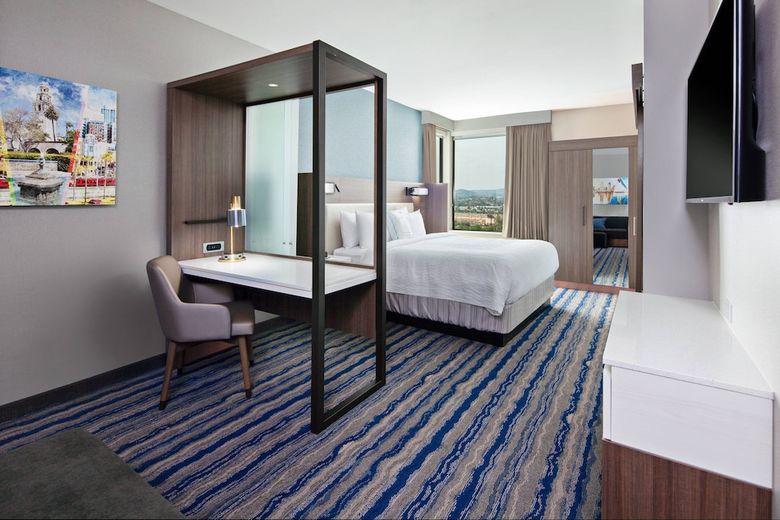 Hotel Springhill Suites By Marriott Escondido Downtown