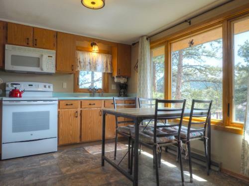 Coyote Cabin