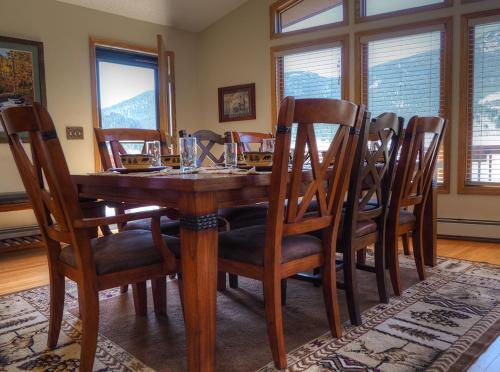 Lily Mountain Lodge - E.v.reg #3498 Home