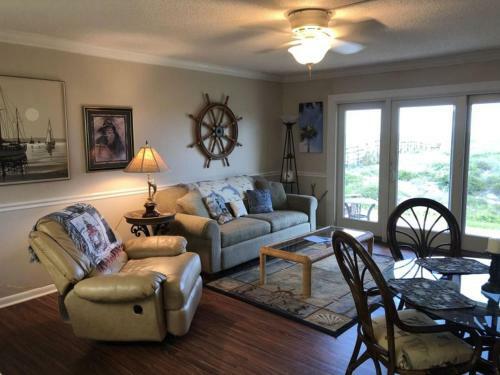 Apartamento First Floor Beachfront Condo #125269
