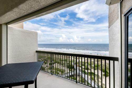 Apartamento High Surf Condo