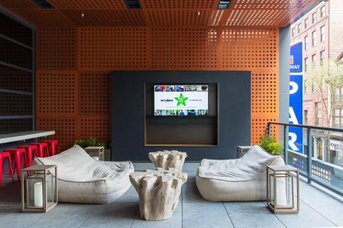 Apartamento Midtown Village 2005