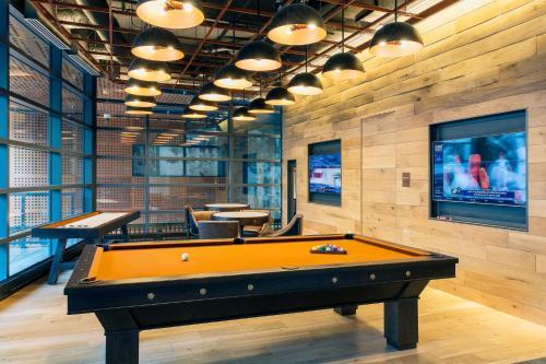 Apartamento Midtown Village 2012
