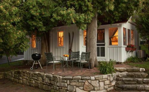 Posada Thorp House Inn & Cottages