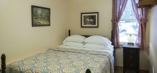 Posada Thorp House Inn & Cottages