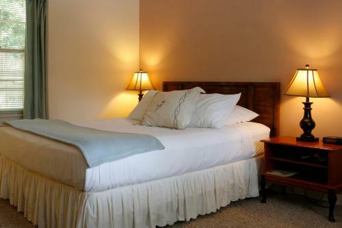 Hotel Peninsula Park-view Resort