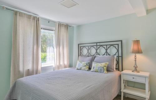 East Ashley Avenue 1305 - Ocean Oaks Home