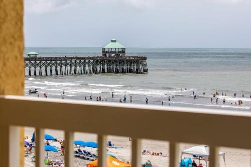 Apartamento Chas. Oceanfront 305 - Top Shelf Condo