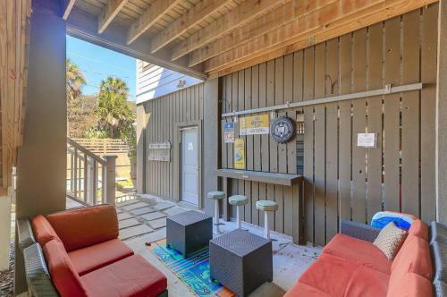 125-b East Ashley Townhouse