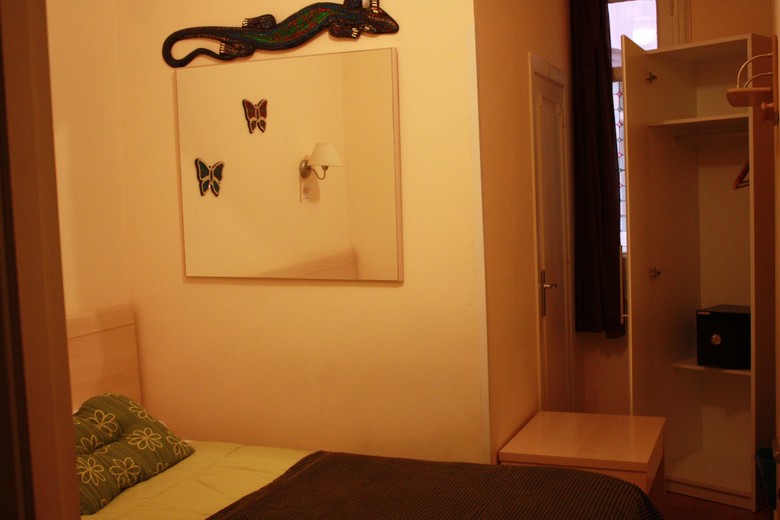 Hostal Madrid Gran V�a Lxiii
