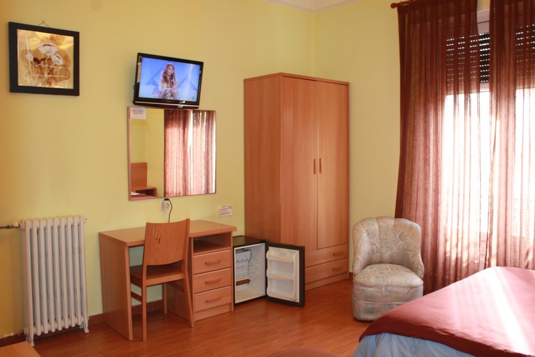 Hostal Madrid Gran V�a Lxiii