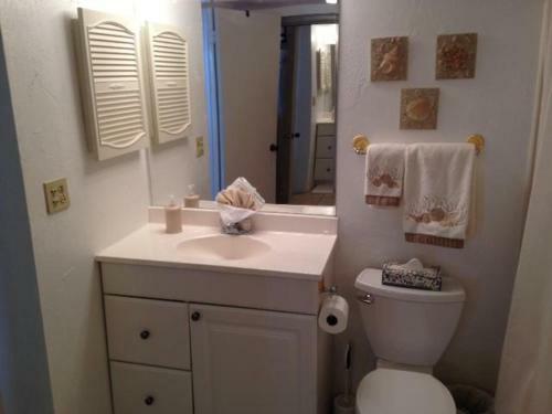 Estero Beach & Tennis #1001b Apartment