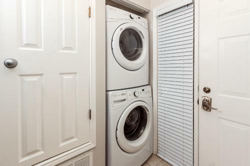 Apartamento Emerald Towers West 5006