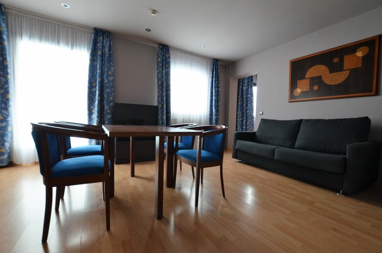 Apartamentos Pas de La Casa Alaska