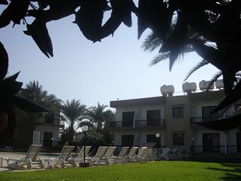 Anna Hotel Apartments