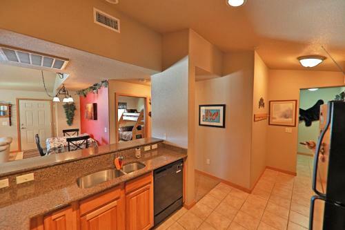 Apartamento Sterling Point 305 Condo