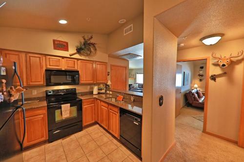 Apartamento Sterling Point 305 Condo
