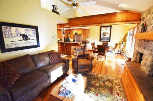 Cross Creek 203 (condo)