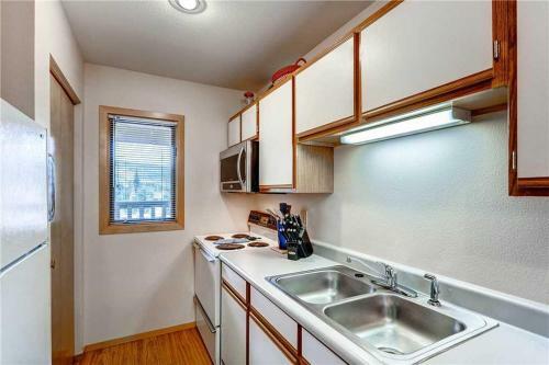 Apartamento Two-bedroom - Woodbridge Inn 302