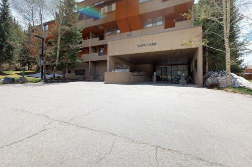 Apartamento Ten Mile Condos