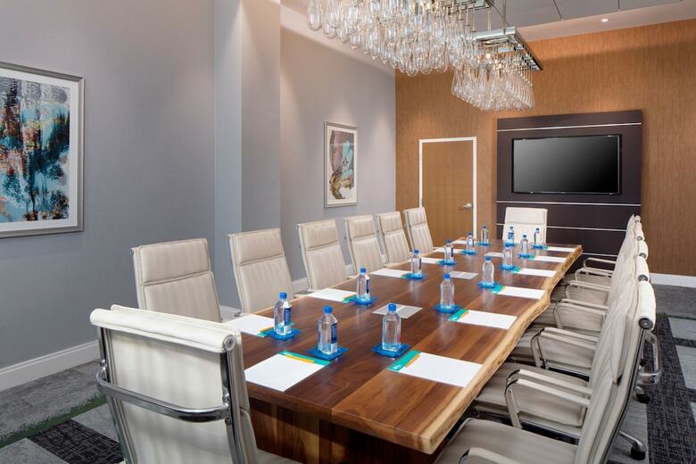 Hotel Indigo Gainesville-celebration Pointe