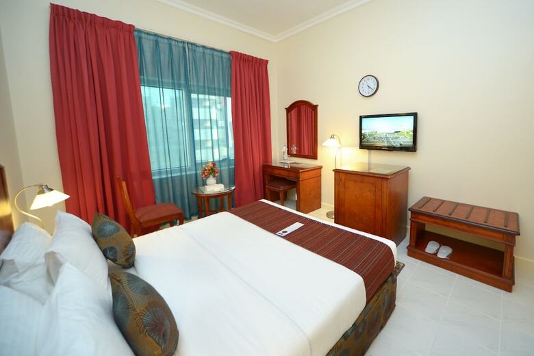Hotel Nejoum Al Emarate