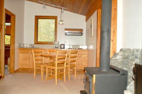 Two Bedroom Apartment - 05mbh