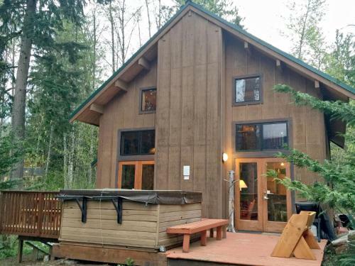 Holiday Home 44mbr Rustic Cabin With A Hot Tub