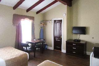 Hotel Econo Lodge Montreal Brossard