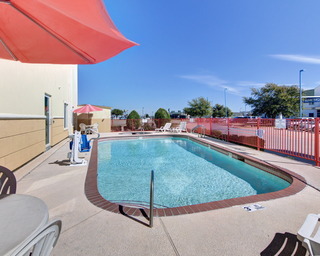 Hotel Comfort Inn Terrell