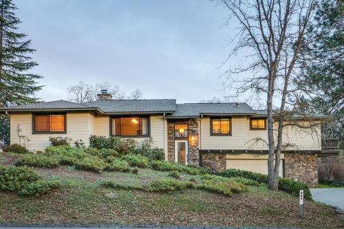 Pine Mountain Lake - Golf Course Home