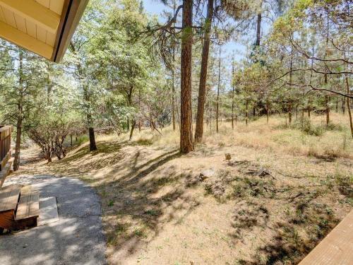 Hiker's Home (02/252)