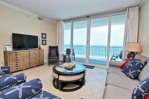 San Carlos 705 Apartment