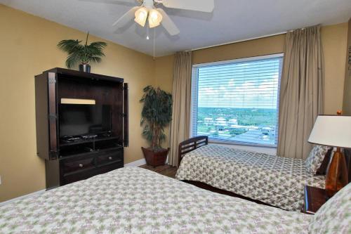 San Carlos 801 Apartment