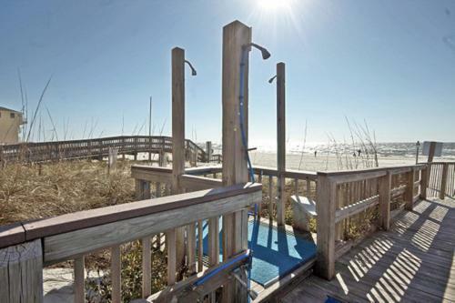 Crystal Shores West 1007 Apartment