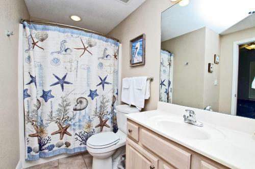 Crystal Shores West 1007 Apartment