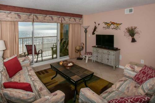 Driftwood Towers 5f