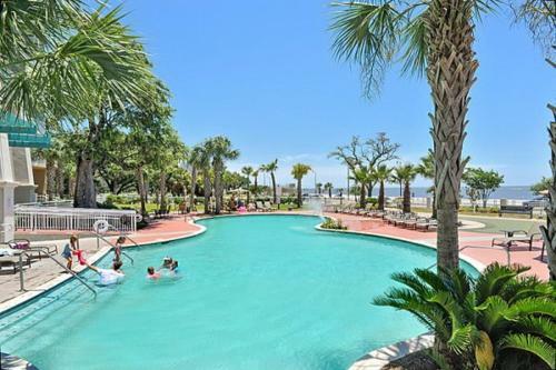 Legacy I 1306 Penthouse - Three Bedroom Apartment