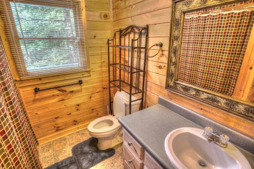 Helen Hideout Cabin