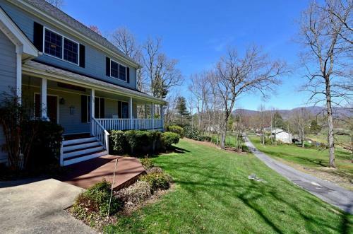 Forest Hill Home