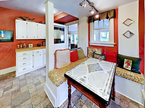 3471 Chimney Rock Home