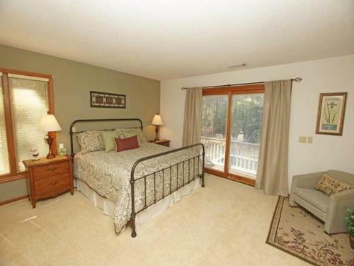 23 Heath Drive Holiday Home